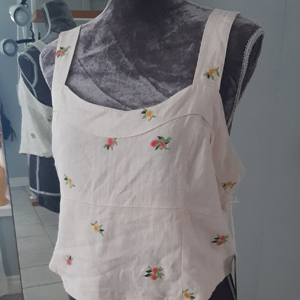 NWT π Dex Floral EMROIDERED Linen Blend Crop Top w Adjustable Straps Sz XL - Picture 2 of 16